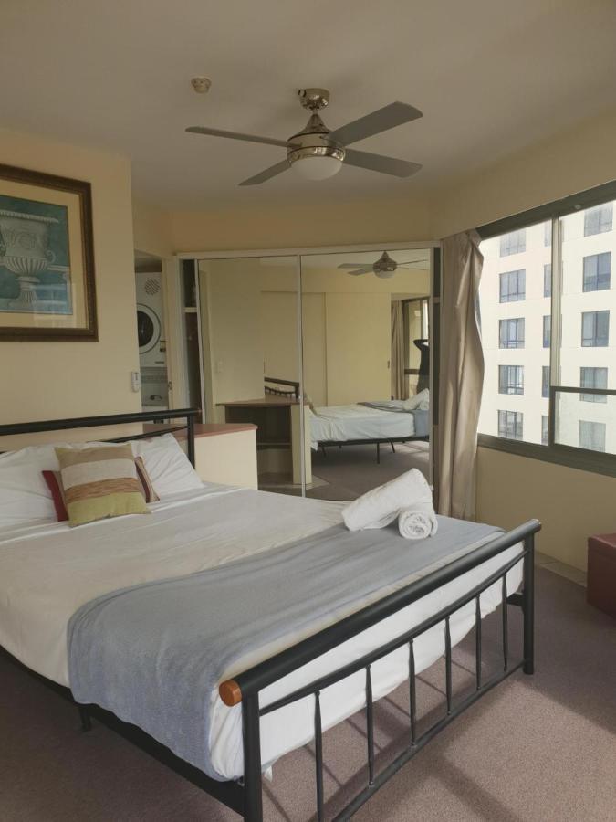 Surfers Holiday Apartments Gold Coast Exterior foto